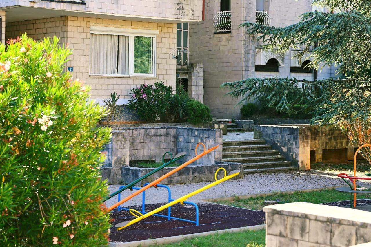 Apartment Luce Njivice Exterior photo